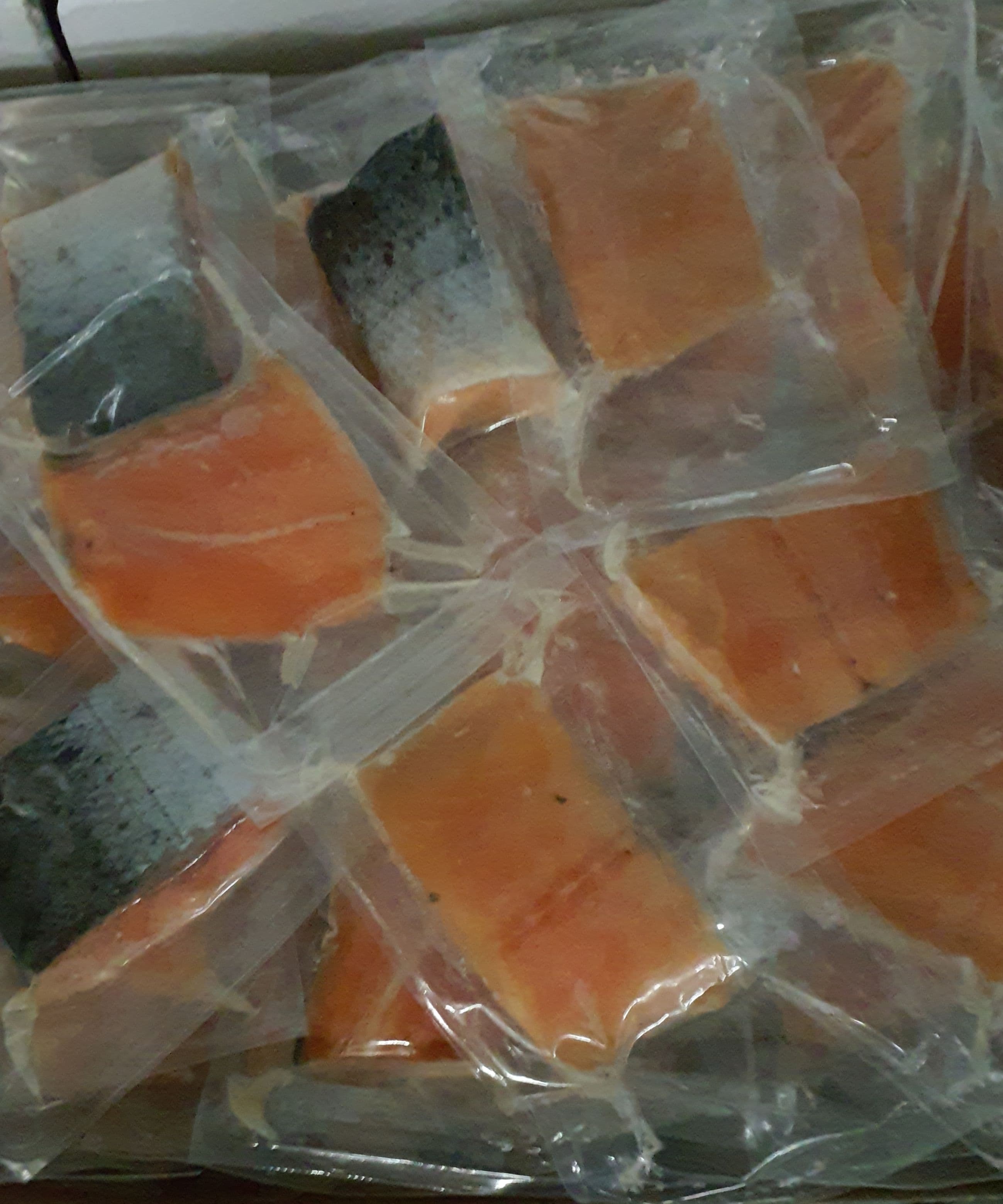 Frozen Atlantic salmon portions, 120-140g, vacuum (NO) (salmo salar)